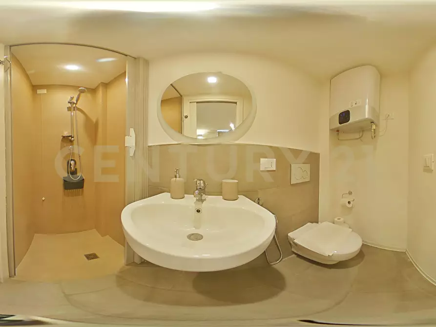 Immagine 135 di Casa bifamiliare in vendita  in Via della Palma a Catania