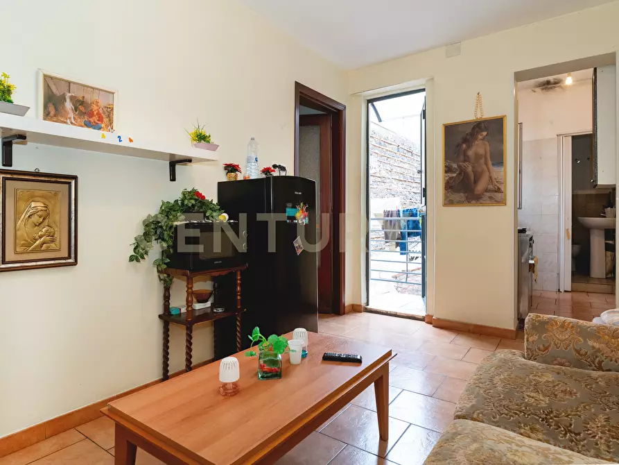 Immagine 9 di Bilocale in vendita  in Via Giudice 8 a Catania
