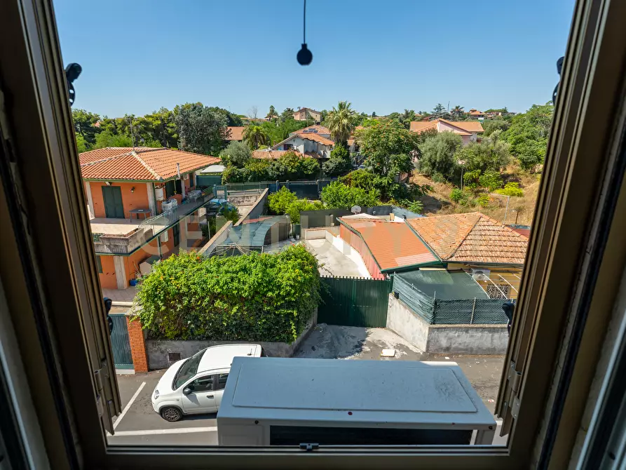 Immagine 30 di Trilocale in vendita  in Via Vittorio Emanuele Orlando 24 a Tremestieri Etneo