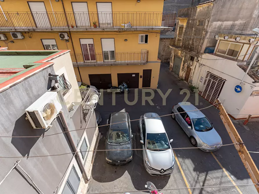 Immagine 10 di Trilocale in vendita  in Via Zuccarelli 70 a Catania