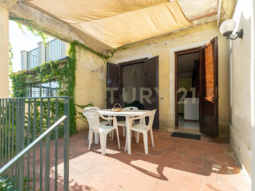 Immagine 5 di Casa indipendente in vendita  in baia arcile a Augusta