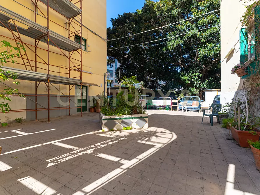 Immagine 25 di Bilocale in vendita  in VIALE MARIO RAPISARDI 158 a Catania