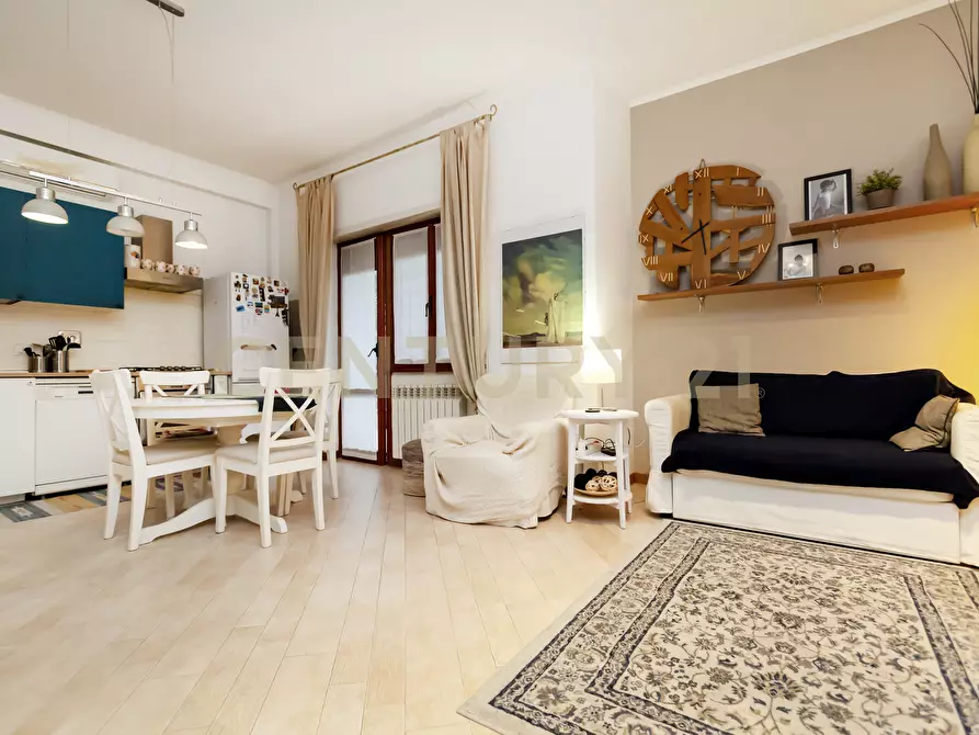 Immagine 1 di Trilocale in vendita  in Via Montasola 34 a Roma