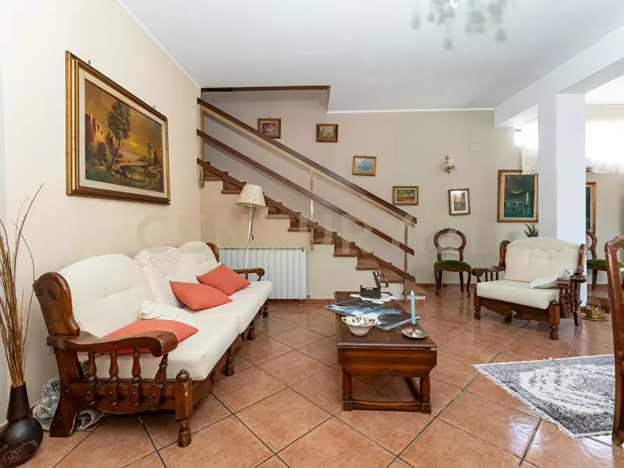 Immagine 40 di Villa in vendita  in Via Libertà 1 a Mascalucia