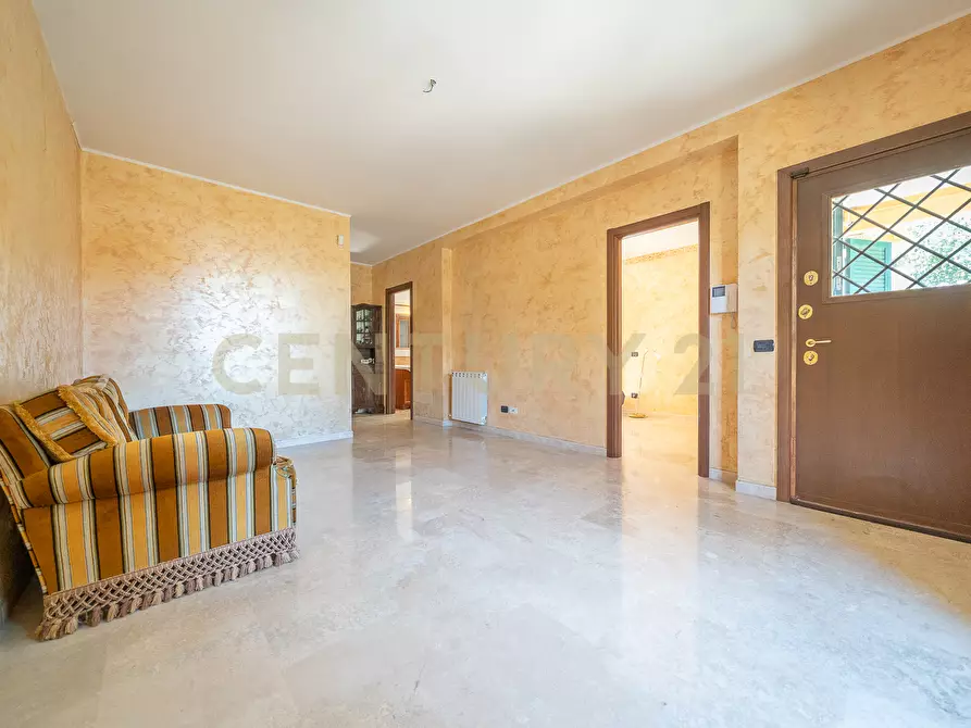Immagine 3 di Villa in vendita  in Via dei Lecci 31 a Rocca Di Papa