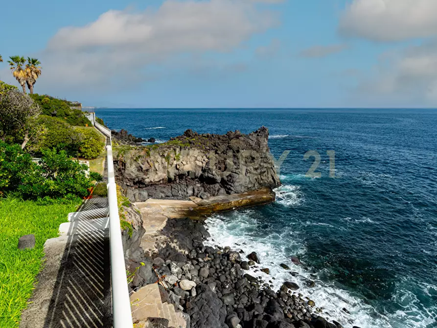 Immagine 114 di Villa in vendita  in Via dei Maceratoi 4 a Acireale