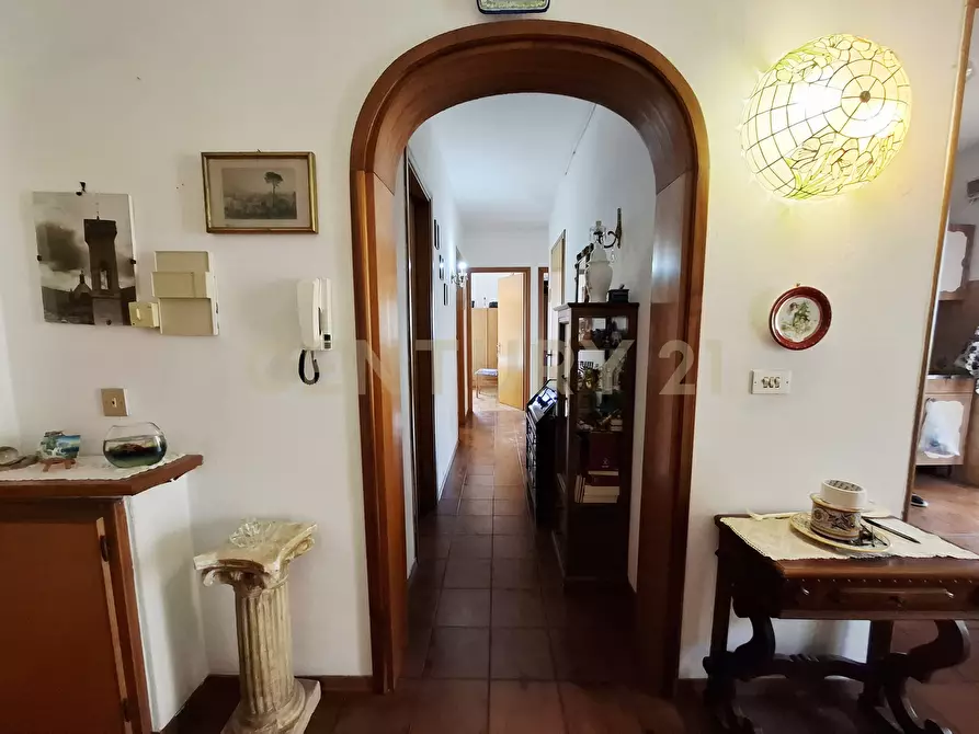 Immagine 14 di Quadrilocale in vendita  in Via Porta Medina a Orbetello
