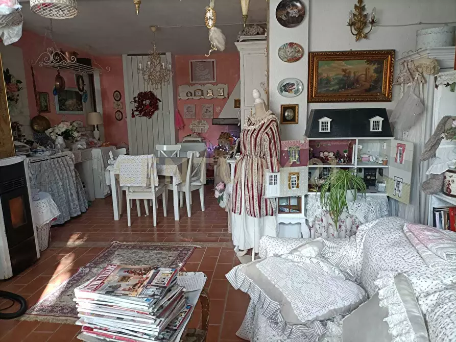 Immagine 2 di Porzione di casa in vendita  in Via Tribuno Tonini 1010 a Semproniano