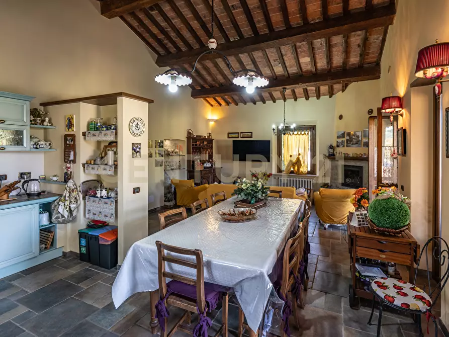 Immagine 55 di Trilocale in vendita  in Via delle Fornaci a Murlo