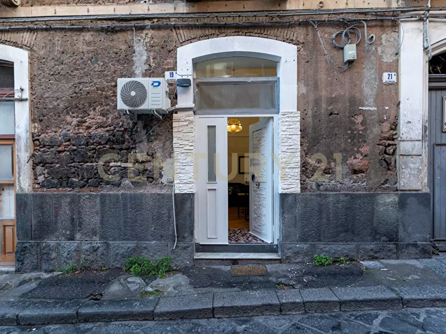 Immagine 3 di Bilocale in vendita  in Via Fornaciai 19 a Catania