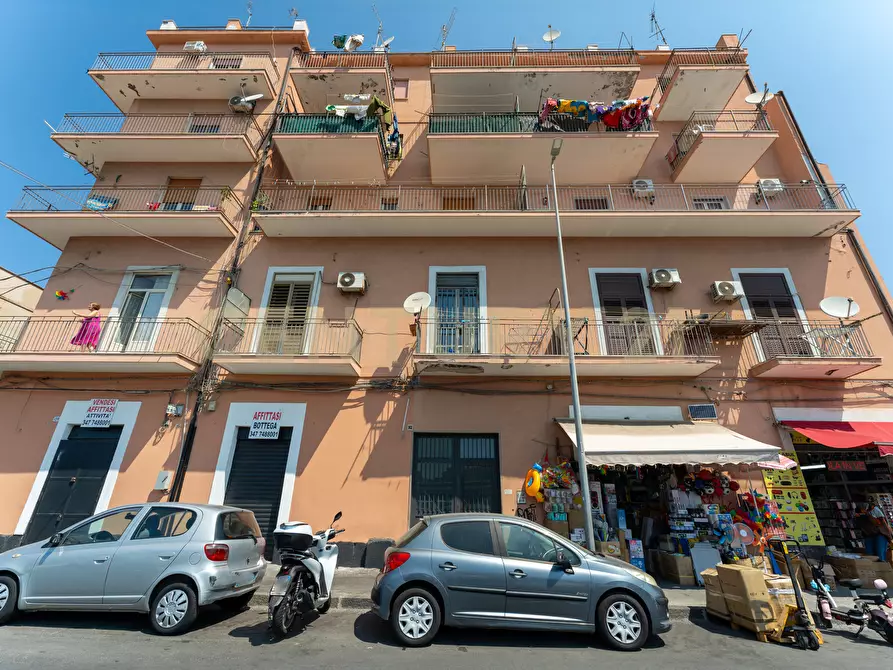 Immagine 2 di Bilocale in vendita  in Via Archimede 143 a Catania