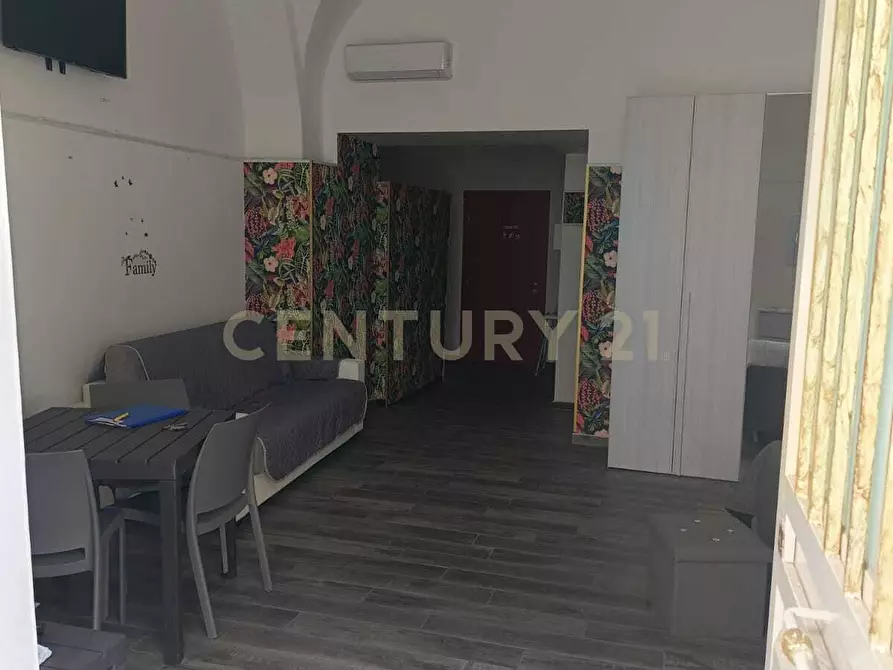 Immagine 2 di Casa indipendente in vendita  in Piazza Federico di Svevia a Catania