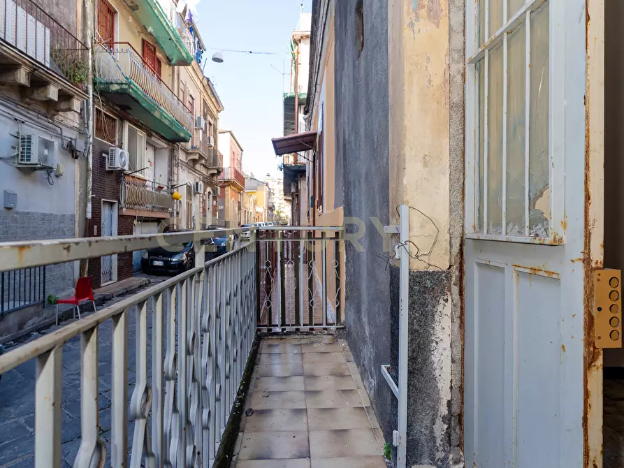 Immagine 6 di Appartamento in vendita  in via del velo 62 62 a Catania