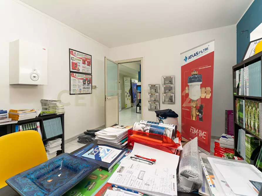 Immagine 11 di Trilocale in vendita  in Via Grazia Deledda 17 a Catania