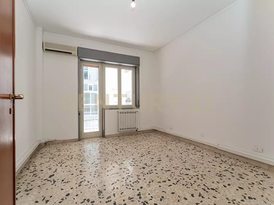 Immagine 32 di Quadrilocale in vendita  in Via Gabriele D'Annunzio 125 a Catania