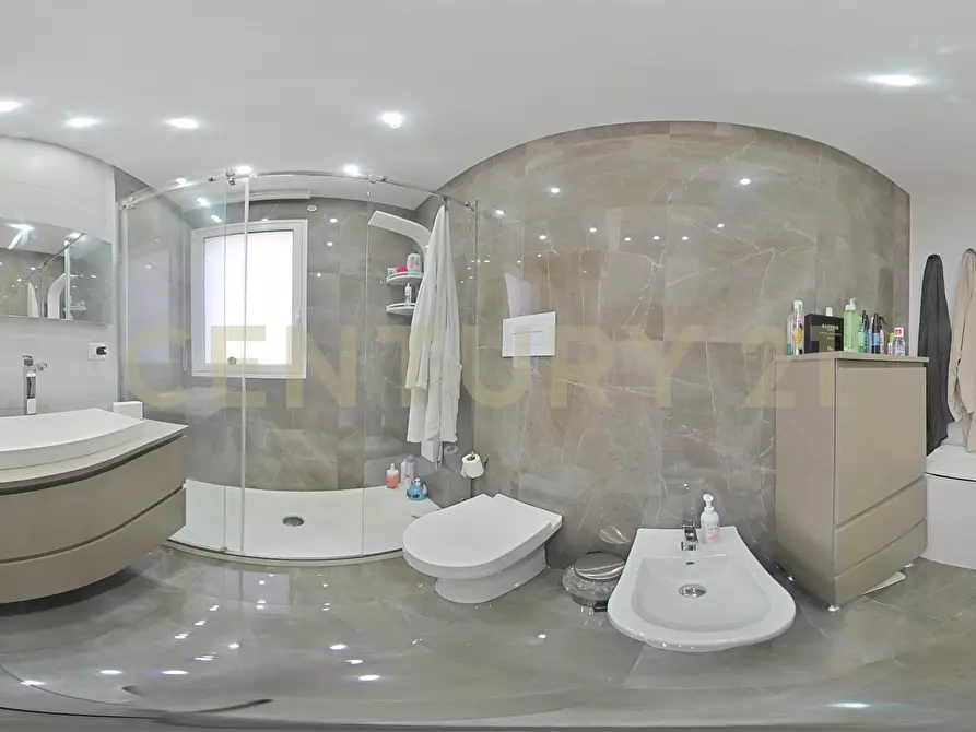 Immagine 49 di Appartamento in vendita  in Via dell'Aratro 14 a Catania