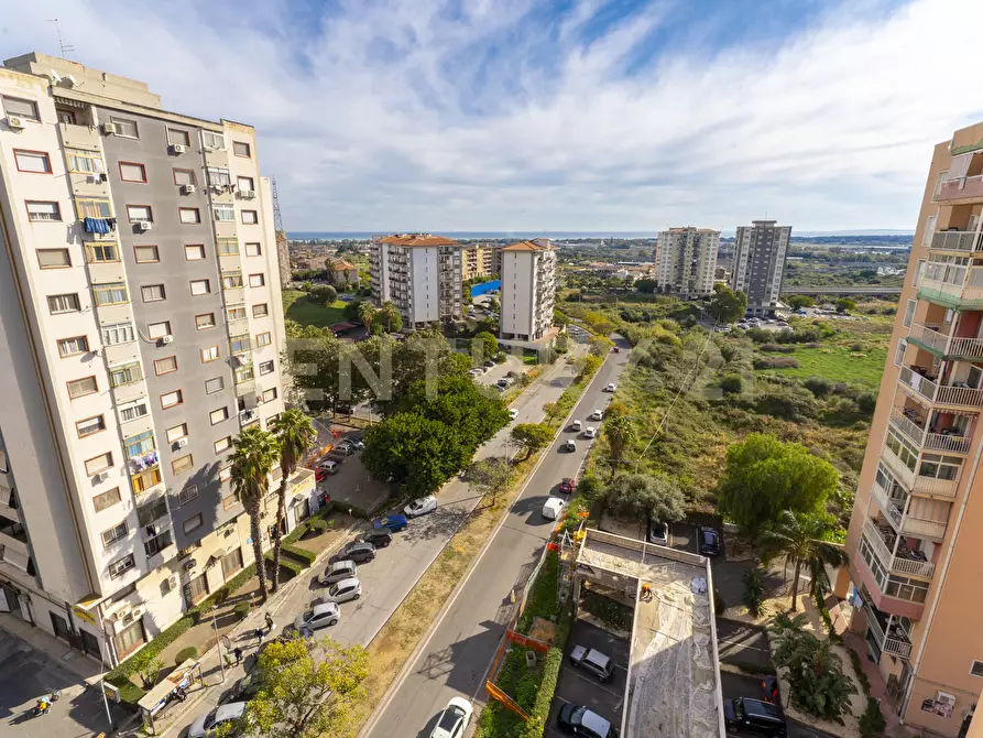 Immagine 25 di Quadrilocale in vendita  in Viale Librino 1 a Catania