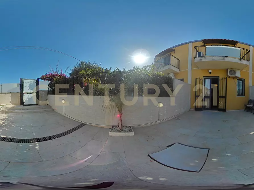 Immagine 28 di Casa indipendente in vendita  in VIALE ROSANNA a Noto