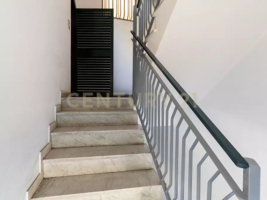 Immagine 28 di Palazzo in vendita  in Via Sebastiano Catania 284 a Catania