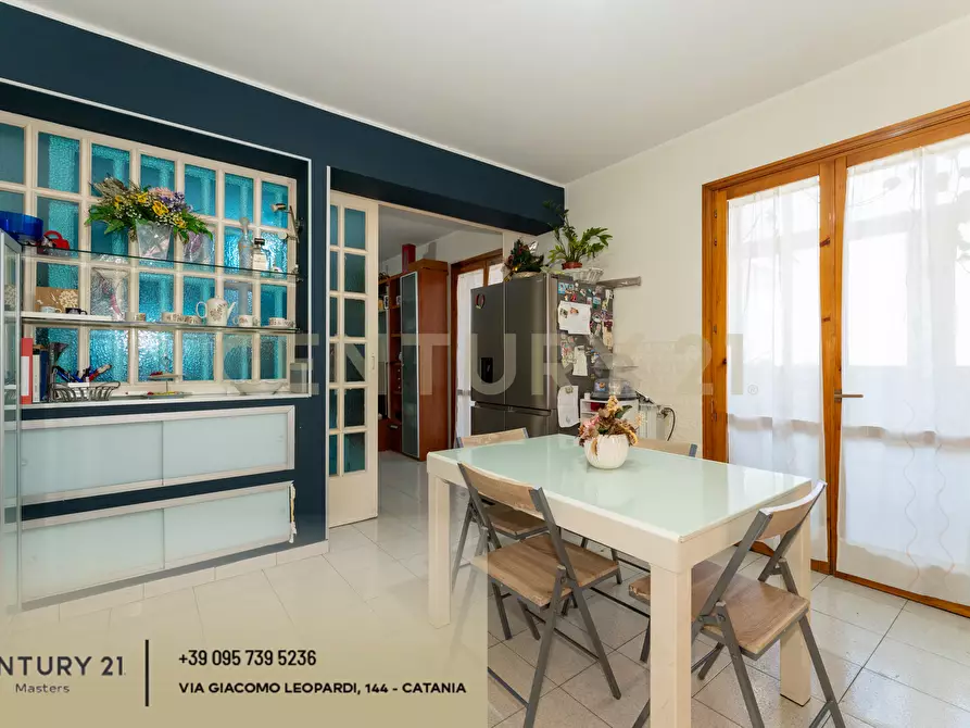 Immagine 25 di Quadrilocale in vendita  in Via Gesualdo Bufalino 1 a Aci Catena