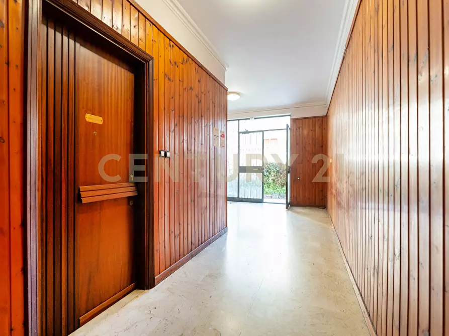 Immagine 6 di Pentalocale in vendita  in Via Carnazza 2 a Tremestieri Etneo