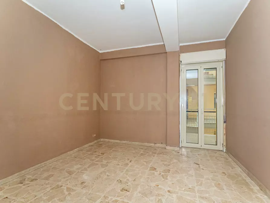 Immagine 21 di Pentalocale in vendita  in Via Due Obelischi 48 a Gravina Di Catania