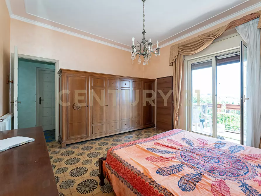 Immagine 27 di Pentalocale in vendita  in Via Madonna delle Lacrime 64 a Catania