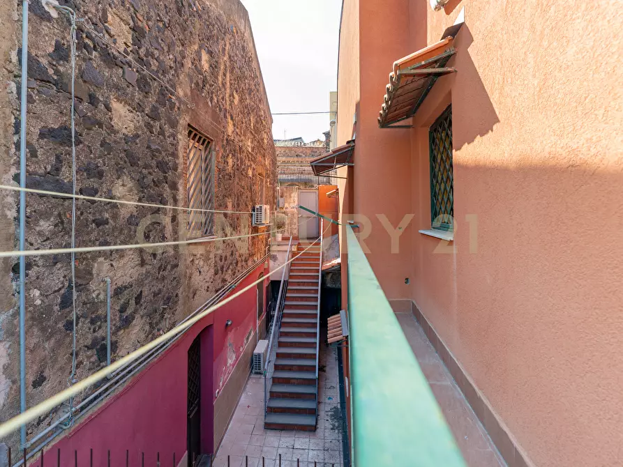 Immagine 46 di Casa indipendente in vendita  in Via Anastasio 32 a Catania