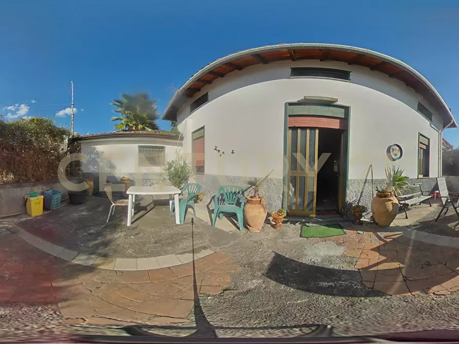 Immagine 58 di Casa indipendente in vendita  in Via Re Martino 212 a Catania