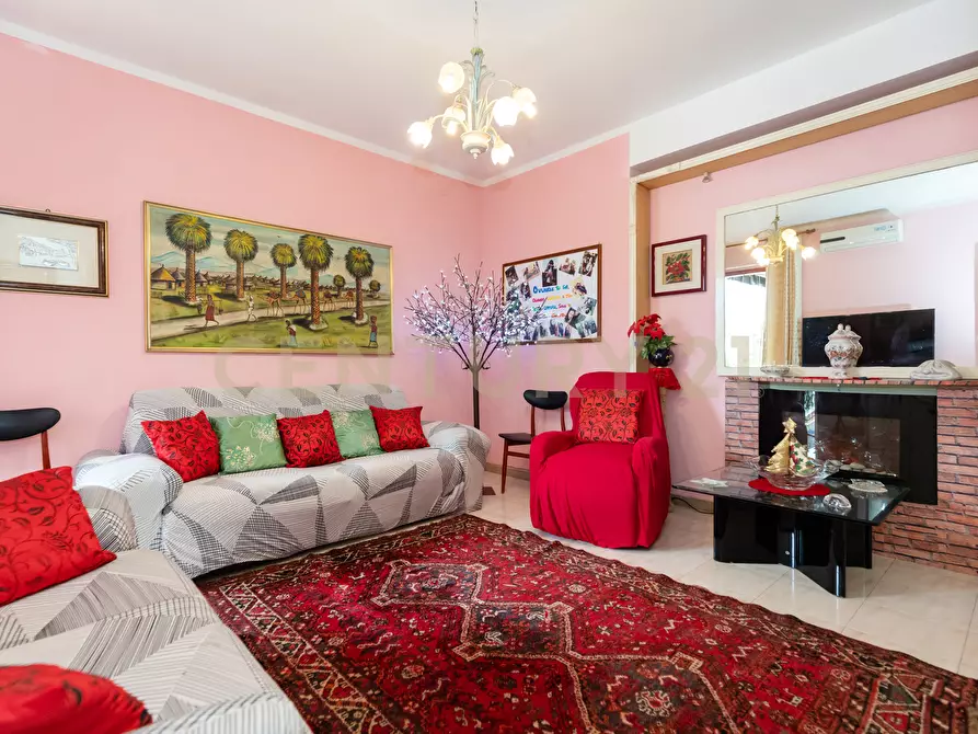 Immagine 36 di Trilocale in vendita  in Via Rettifilo 141 a Santa Venerina