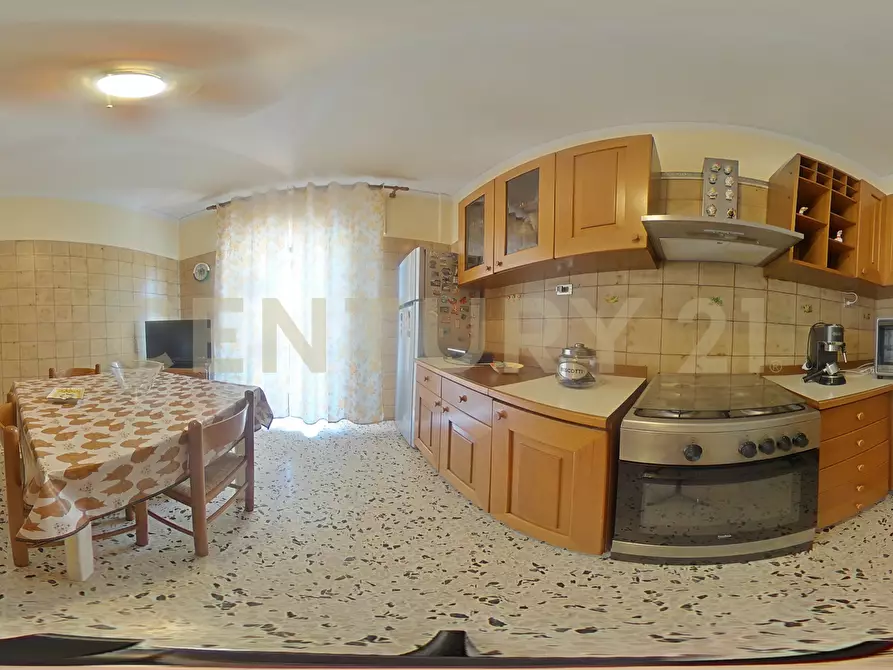 Immagine 48 di Trilocale in vendita  in Via Grasso Finocchiaro 75 a Catania