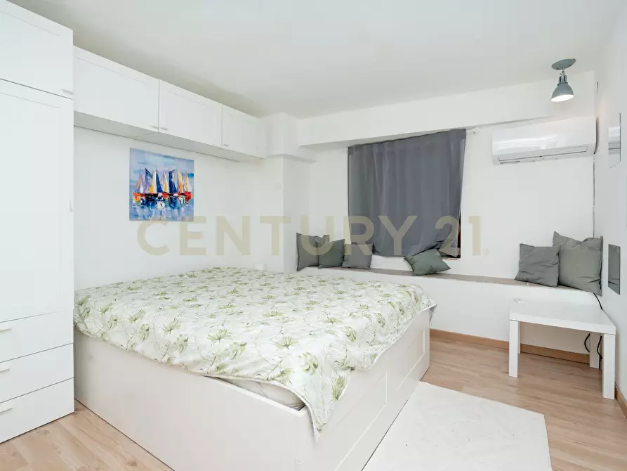 Immagine 41 di Trilocale in vendita  in Via Livorno 87 a Aci Castello