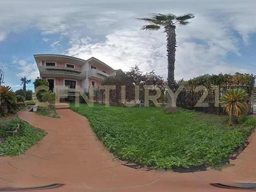 Immagine 106 di Villa in vendita  in Via Porto Marretti 17 a Mascalucia