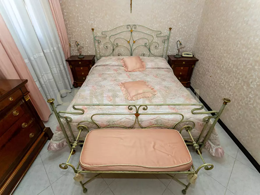 Immagine 15 di Trilocale in vendita  in Via Zuccarelli 70 a Catania