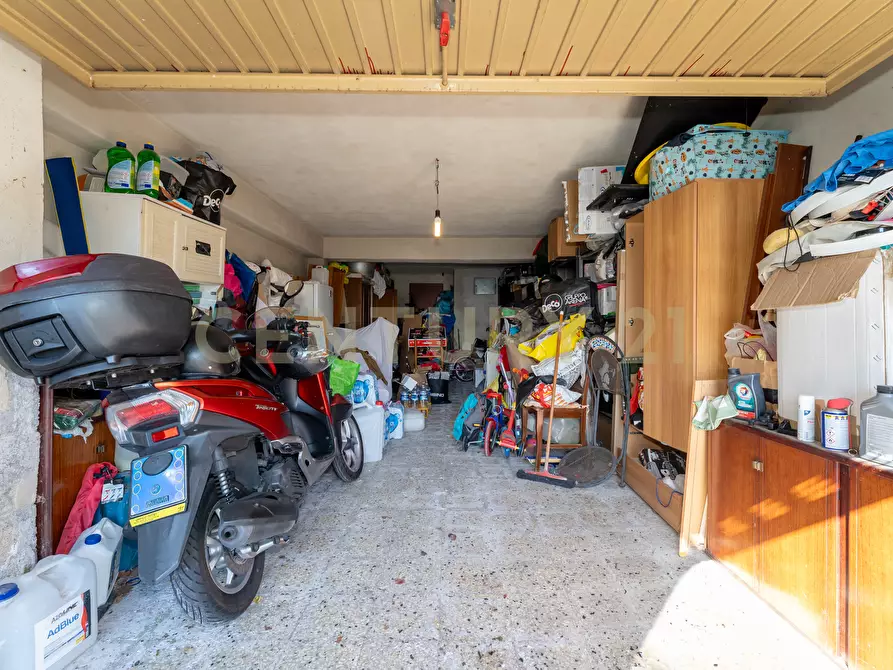 Immagine 29 di Appartamento in vendita  in Via Spagnola 51 a Aci Castello