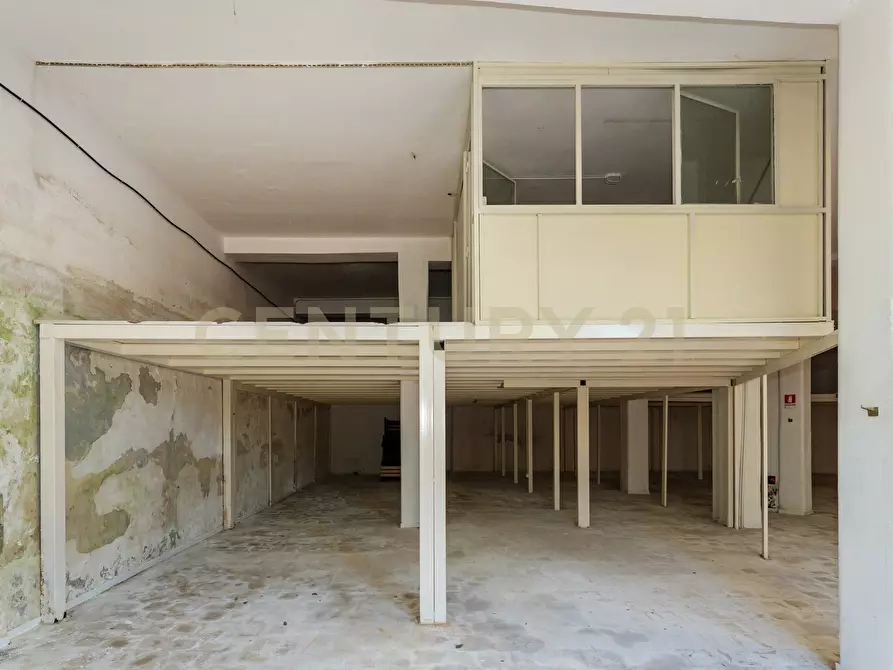 Immagine 11 di Casa indipendente in vendita  in CORSO SAN VITO 141 a Catania