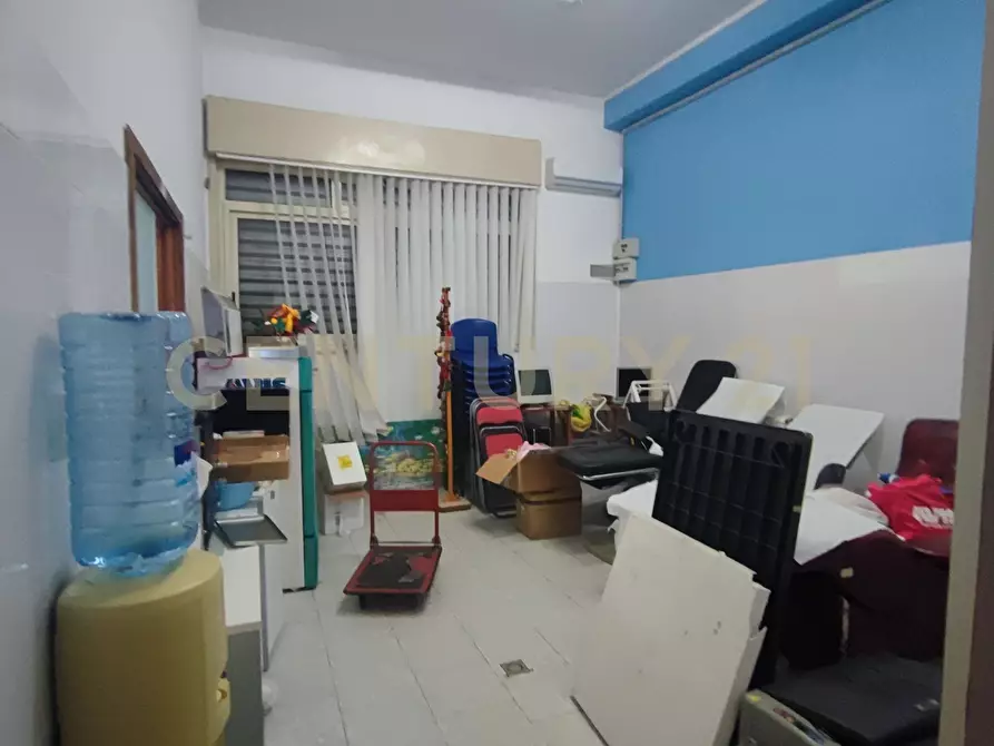 Immagine 23 di Locale commerciale in vendita  in Via Siculo Orientale 488 a Catania