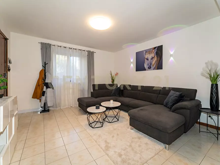 Immagine 3 di Porzione di casa in vendita  in Via XXXI Maggio 34 a Catania