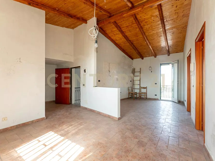 Immagine 52 di Palazzo in vendita  in Via Sebastiano Catania 284 a Catania