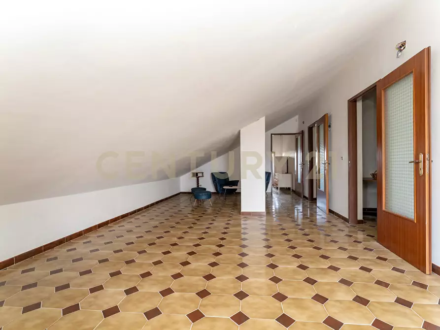 Immagine 21 di Casa bifamiliare in vendita  in Via Benedetto Croce 6 a Pedara