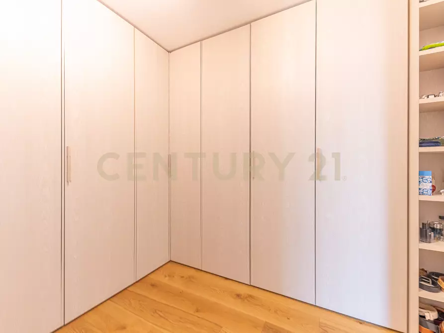 Immagine 74 di Villa in vendita  in Via Palmoli 27 a Roma