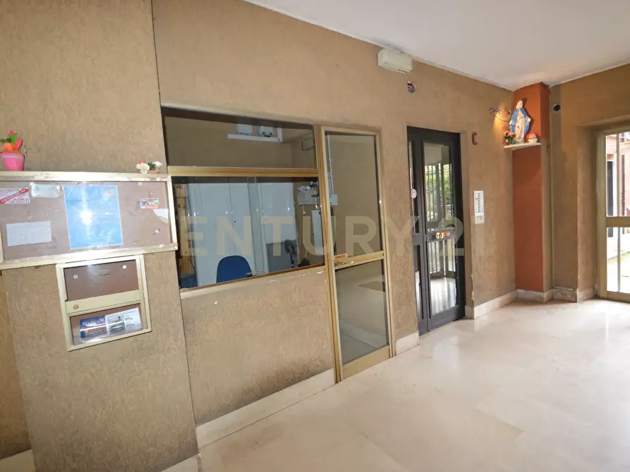 Immagine 7 di Pentalocale in vendita  a Roma