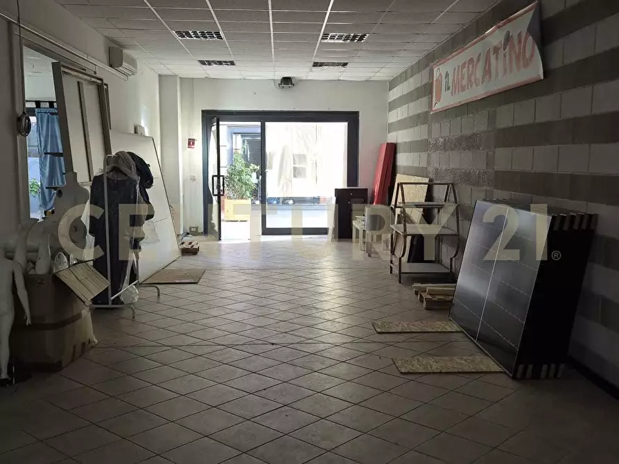 Immagine 9 di Locale commerciale in vendita  in Via Franco Borgo a Civitella Paganico