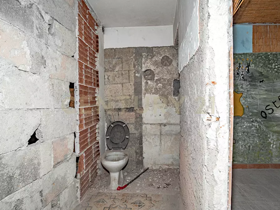 Immagine 19 di Quadrilocale in vendita  in Via Gravina 42 a Tremestieri Etneo