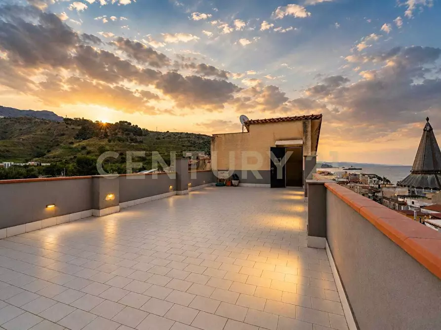Immagine 1 di Appartamento in vendita  in Via Erice 3 a Giardini-Naxos