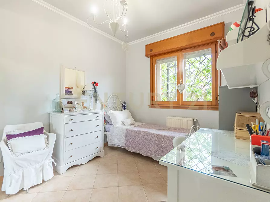 Immagine 18 di Quadrilocale in vendita  in Via Moggio Udinese 28 a Roma