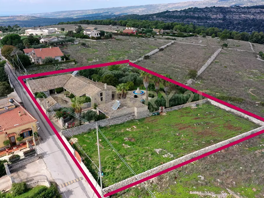 Immagine 59 di Villa in vendita  in Ctr. Pirato Cava Maria 37 a Modica