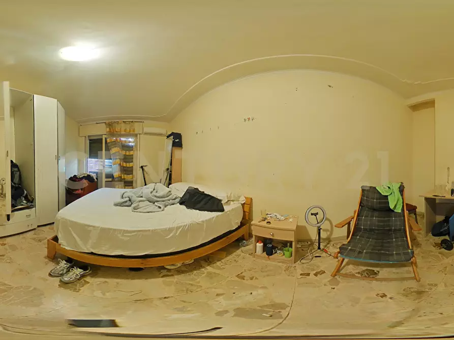 Immagine 59 di Pentalocale in vendita  in Viale Andrea Doria 13 a Catania