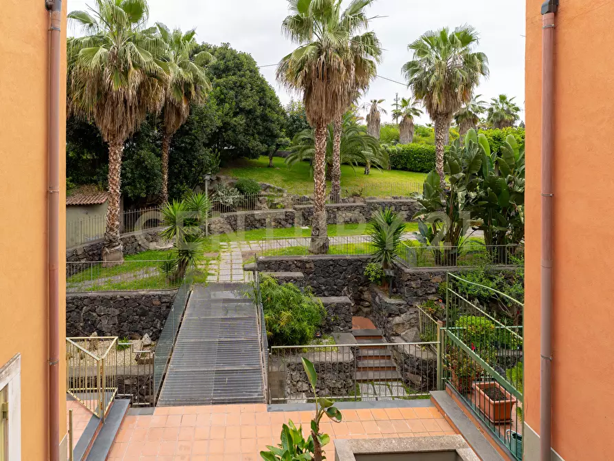 Immagine 20 di Attico in vendita  in Via Maria Gianni 85 a Catania