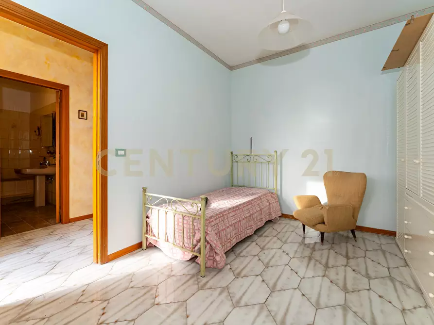 Immagine 51 di Casa bifamiliare in vendita  in Via Sebastiano Grasso 14 a Aci Catena